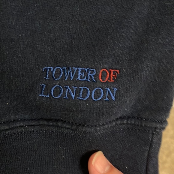 Navy Blue Historic Royal Palaces Tower of London Crewneck (Mens Small) - Picture 5 of 9